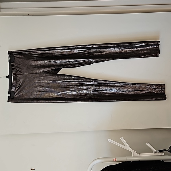 BCBGMaxAzria Silver Gray Metallic Leggings - Picture 1 of 5